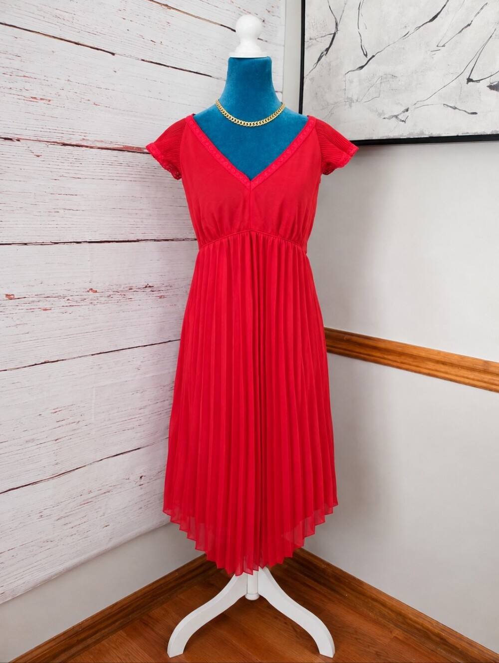 NWT Daniel Rainn Red Pleated Midi Dress Flutter Sleeve Size L